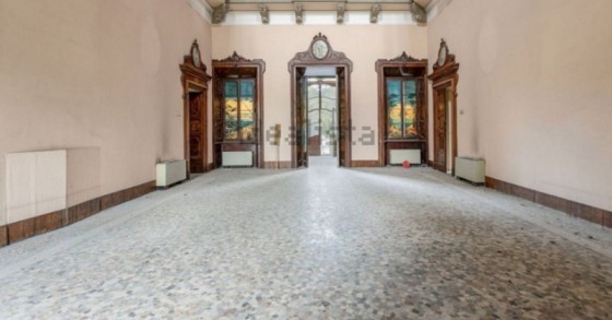 Un hotel ad Alzate Brianza in vendita all'asta su idealista