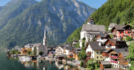 Il borgo di Hallstsatt in Austria