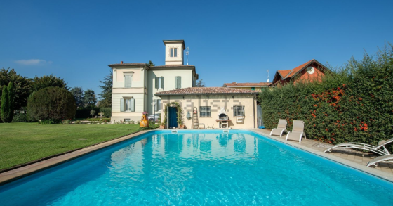 Case indipendenti con piscina