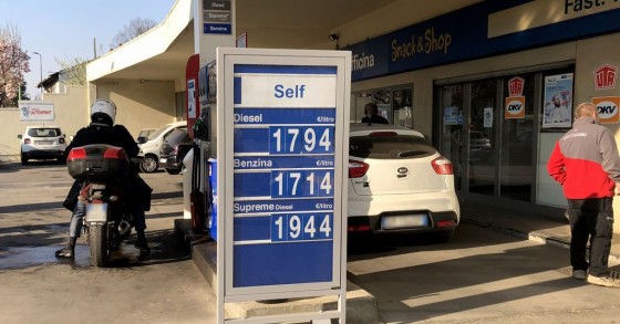 Carburanti, continua la corsa dei prezzi. Benzina a 1,97 euro