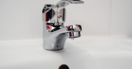Allarme siccità? I trucchi per risparmiare acqua in casa
