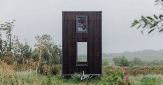 La mini casa prefabbricata con ruote che arriva dall'Irlanda e viene venduta a partire da 55.000 euro
