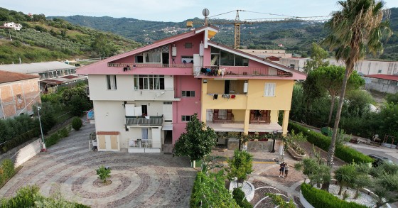 Case con pannelli solari