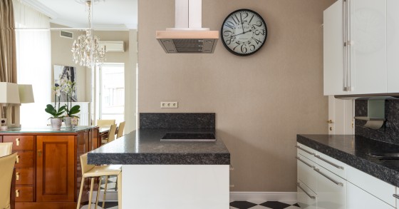 cucine con isola a muro