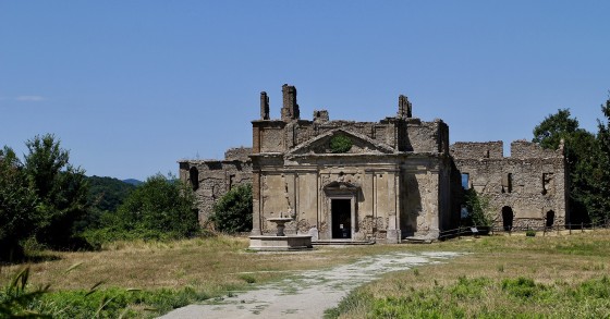 ghost town Italy