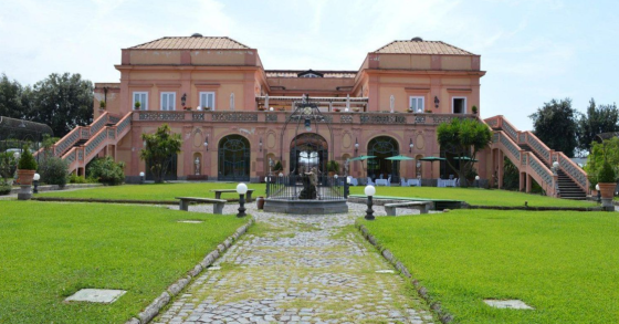 Hotel all'asta