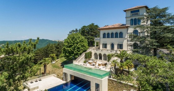 Luxury villa in Umbria with private pool