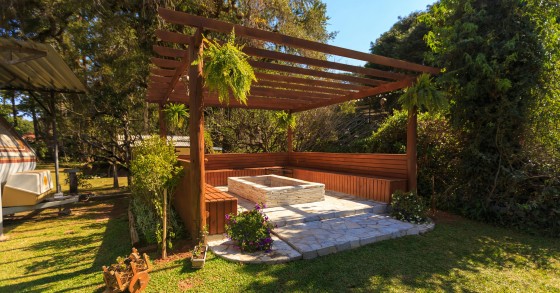 arredi per prendere il sole in giardino