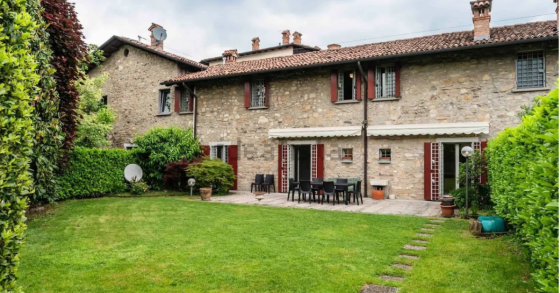 villette a schiera con camino da 27.000 euro 