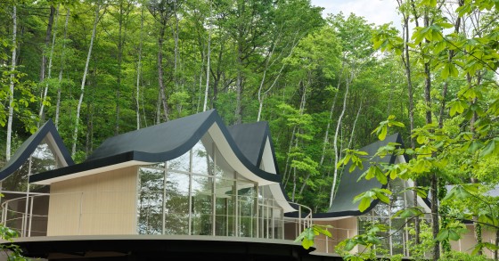 Hand in Hand House