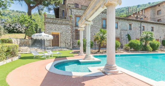 hotel in vendita