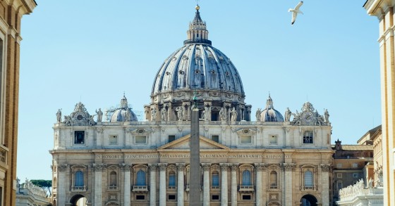 What's the difference between a cathedral and a basilica? 