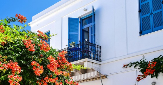 Infissi, le regole in condominio