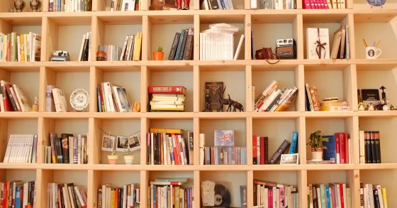 come organizzare i libri di scuola