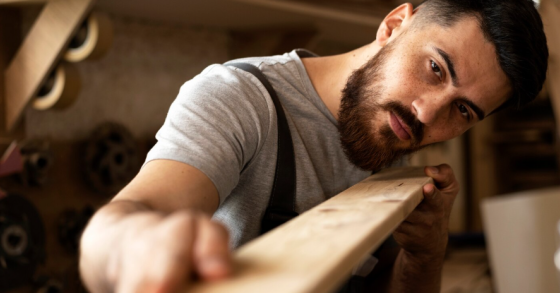 come togliere la muffa dal legno