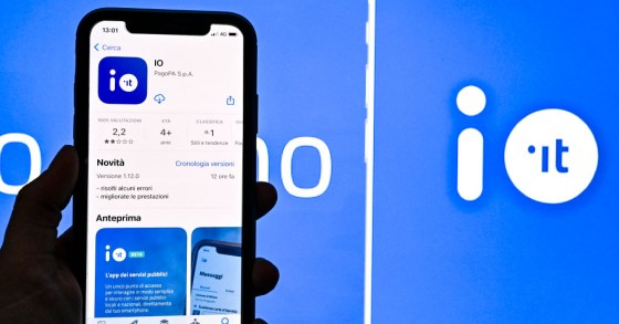 app io