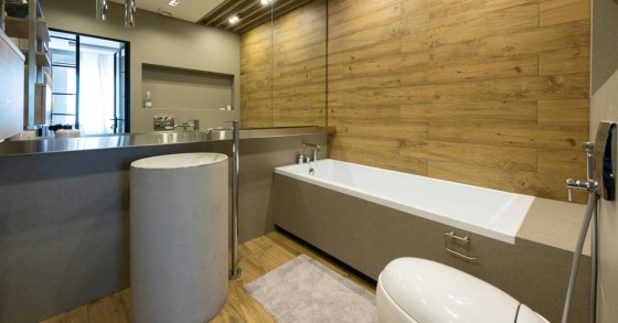 pavimento in legno in bagno