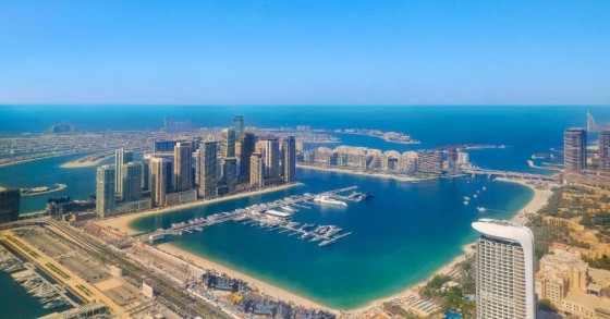 Dubái inaugura el hotel más alto del mundo con 82 plantas de lujo