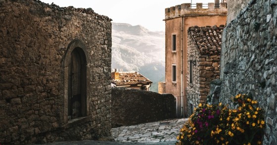 montalbano elicona sulla via frangicena normanna