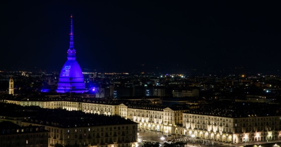 mole antonelliana di notte 