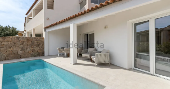 villa con piscina