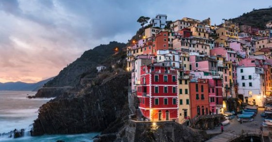 Cinque Terre e oltre: spiagge top in treno da Torino