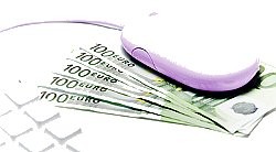 Cresce l'ebanking, la metà dei navigatori ha più di 60 anni