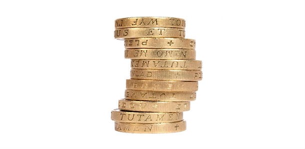 Il prezzo delle manovre correttive: 2.744 euro ciascuno in 10 anni