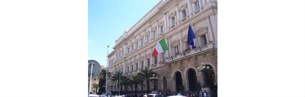 Piove sul bagnato, bankitalia: entrate dimezzate, debito record