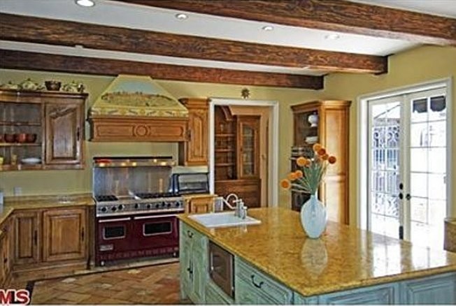 Case dei vip, 7 dettagli che non possono mancare