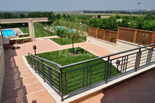 Case dei vip, 7 dettagli che non possono mancare