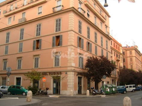 Europride Roma 2011, appartamenti in affitto per vedere lady gaga (foto)