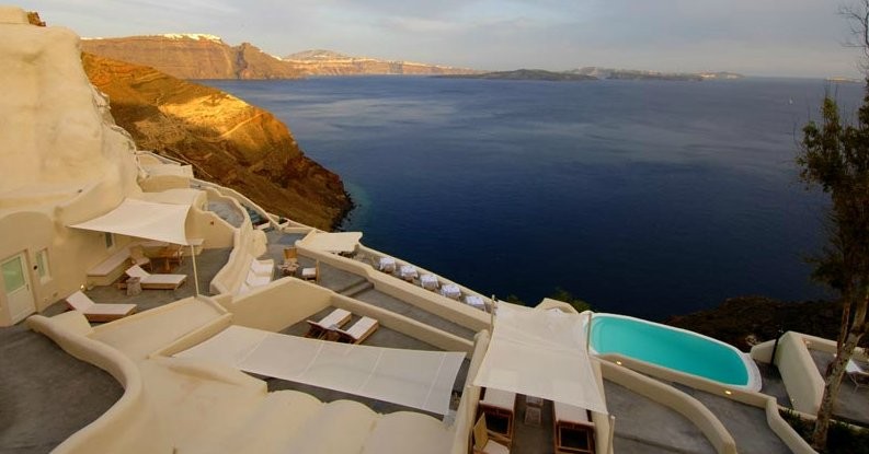 hotel-mystique-santorini
