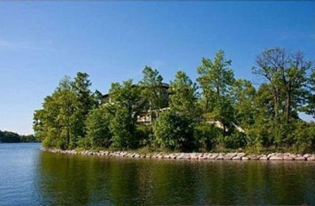 7 isole private in vendita con una casa esclusiva (galleria)