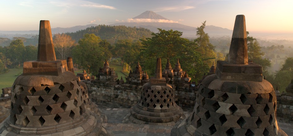 Jiwo_BorobuduratSunrise_hp