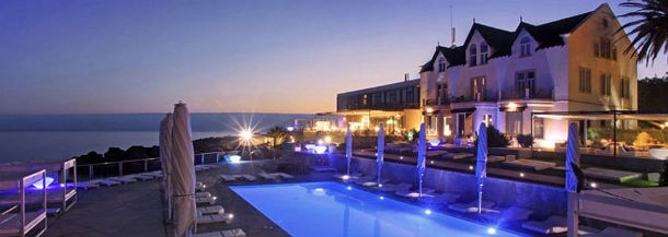 hotel farol design, portogallo Hotel speciali, tra arredi firmati a picco sulle onde del mare (portogallo)
