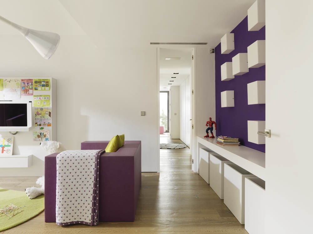Pure-White-House-26