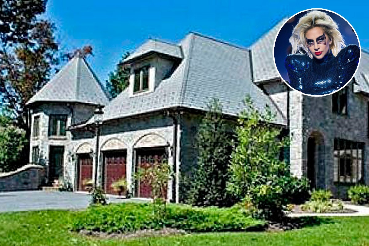 Lady Gaga cerca casa per amore (galleria)