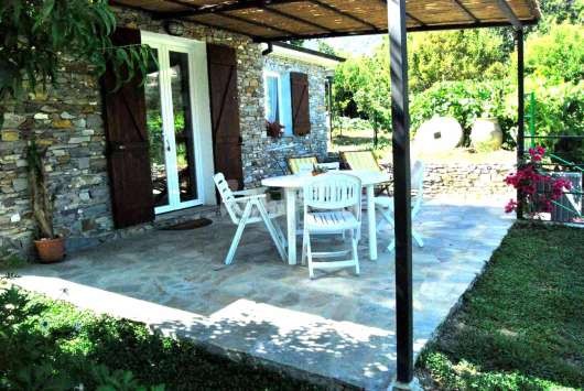 Case del week end: la Liguria segreta sulle rovine di un antico frantoio