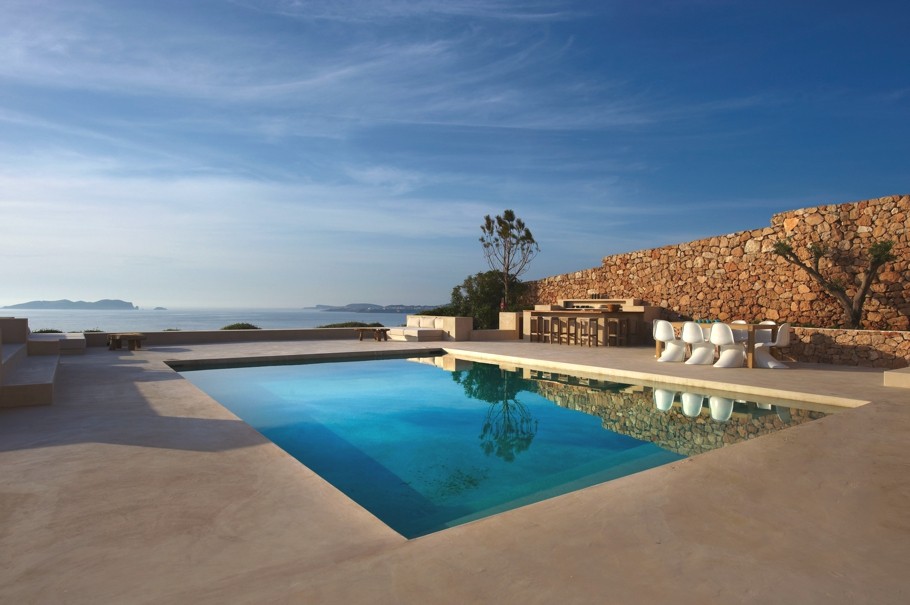 Luxury-Villa-Ibiza-01