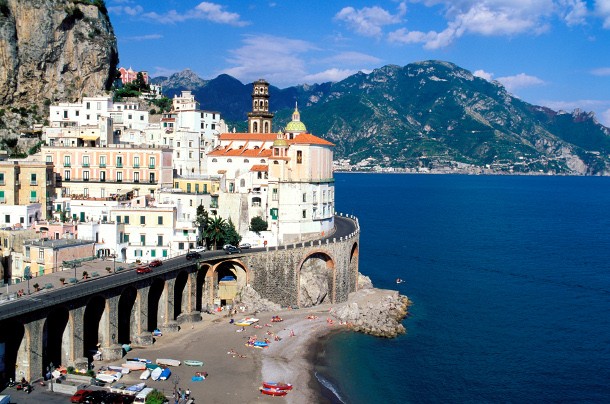 L'urbanizzazione selvaggia distrugge le coste italiane