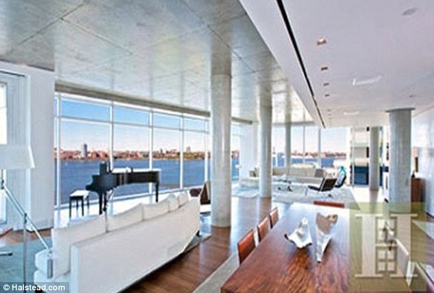 article-2185237-146FC67F000005DC-414_634x428