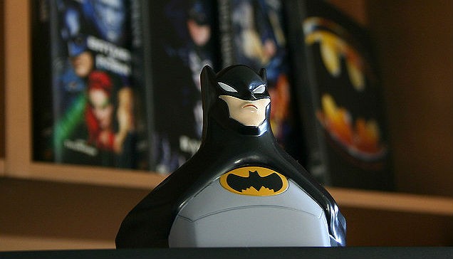 Come comprare una villa abusiva in contanti? chiedilo a batman