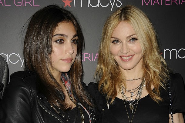 Madonna regala un appartamento a lourdes per i suoi sedici anni