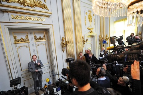 Il premio nobel per l'economia ad alvin e. Roth e lloyd shapley