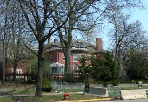 Obamas-home-e1329499188685