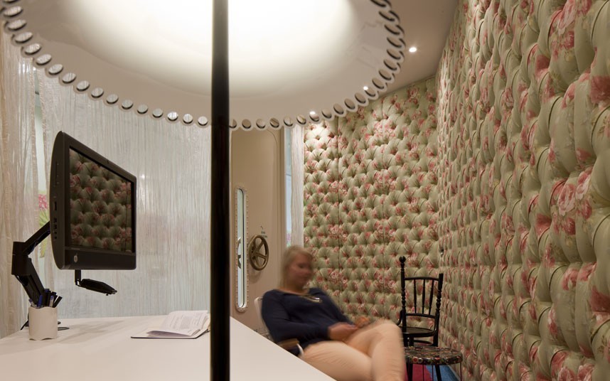 home-working_2303576k