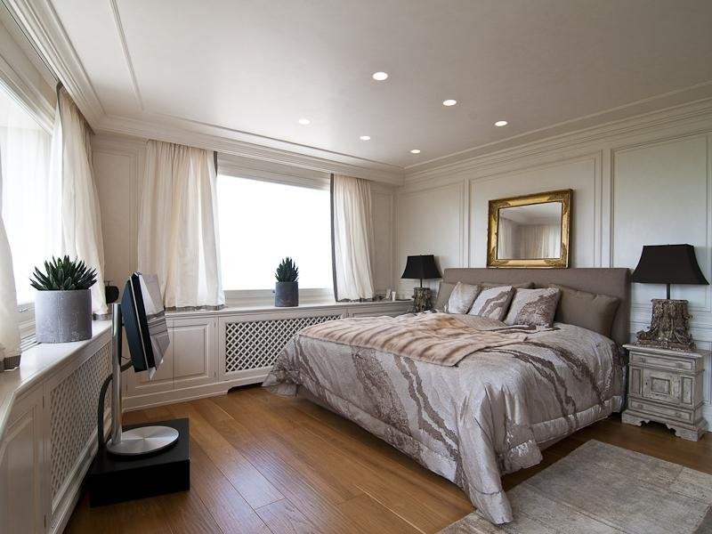 the-bedrooms-have-beautiful-wood-floors