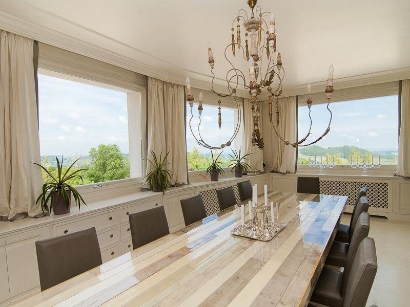 the-entire-house-has-been-renovated