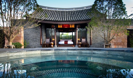 BT_Lijiang_Exterior_GuestRoom_GardenVilla_ExteriorView